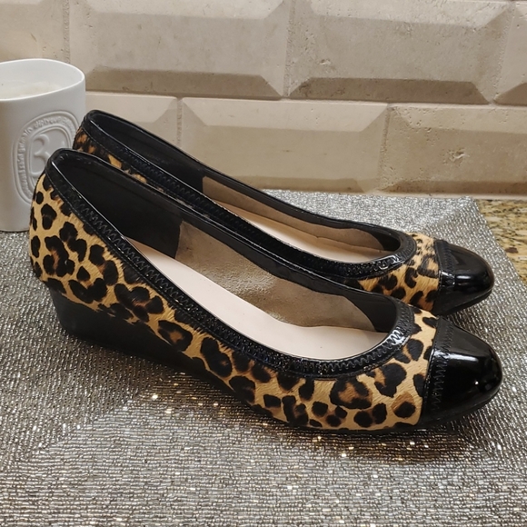 SOLD!! COLE HAAN Elsie Calf Hair Wedges - Size 8C - Picture 1 of 7